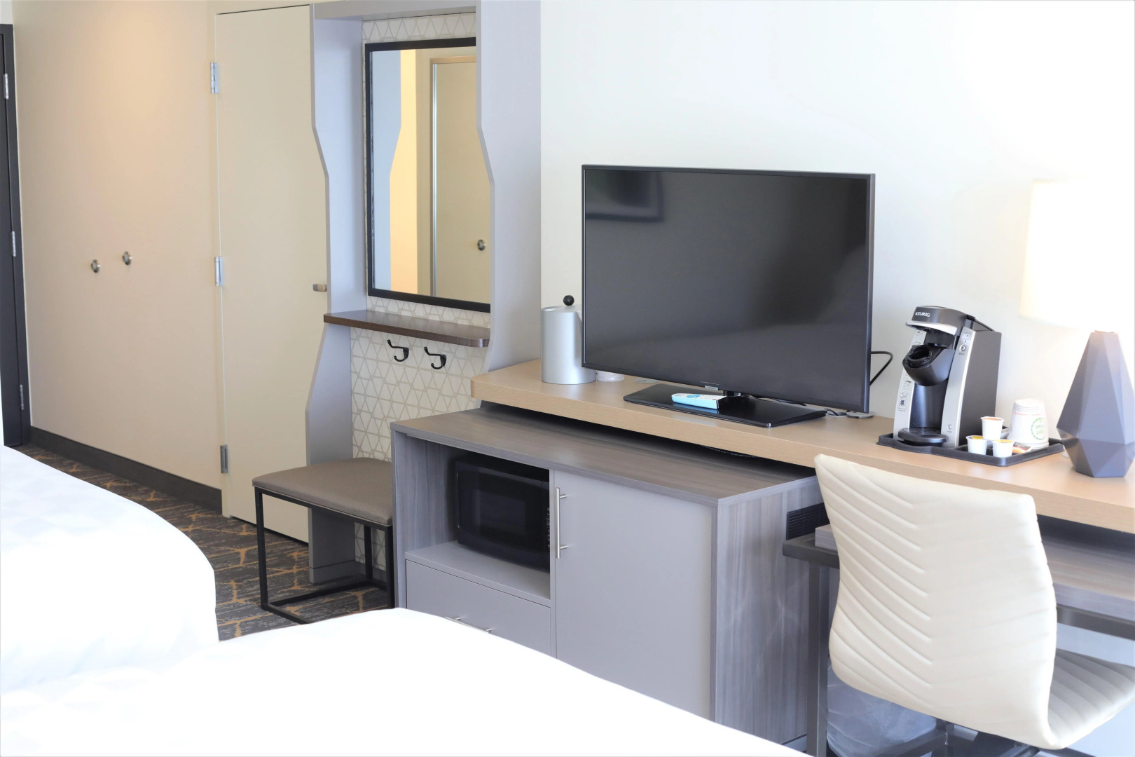 Holiday Inn & Suites St. Cloud by IHG