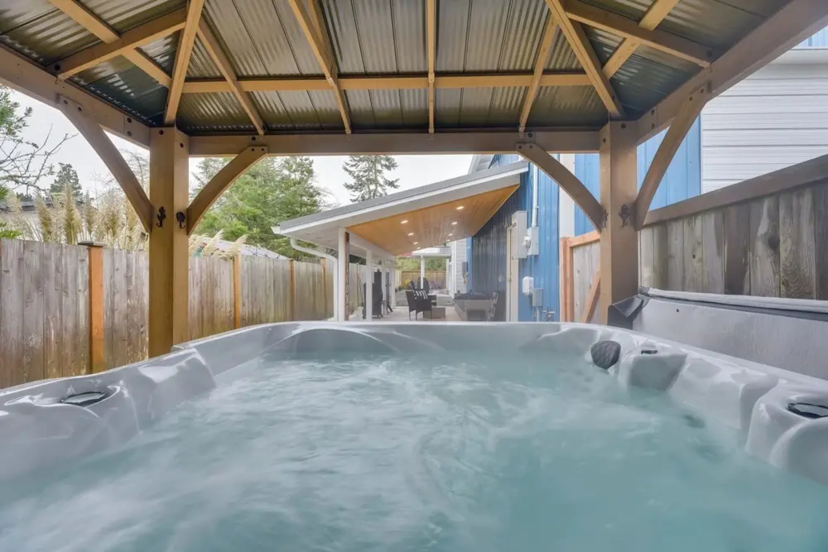 Westport Home w/ Hot Tub: 2 Blocks to Beach!