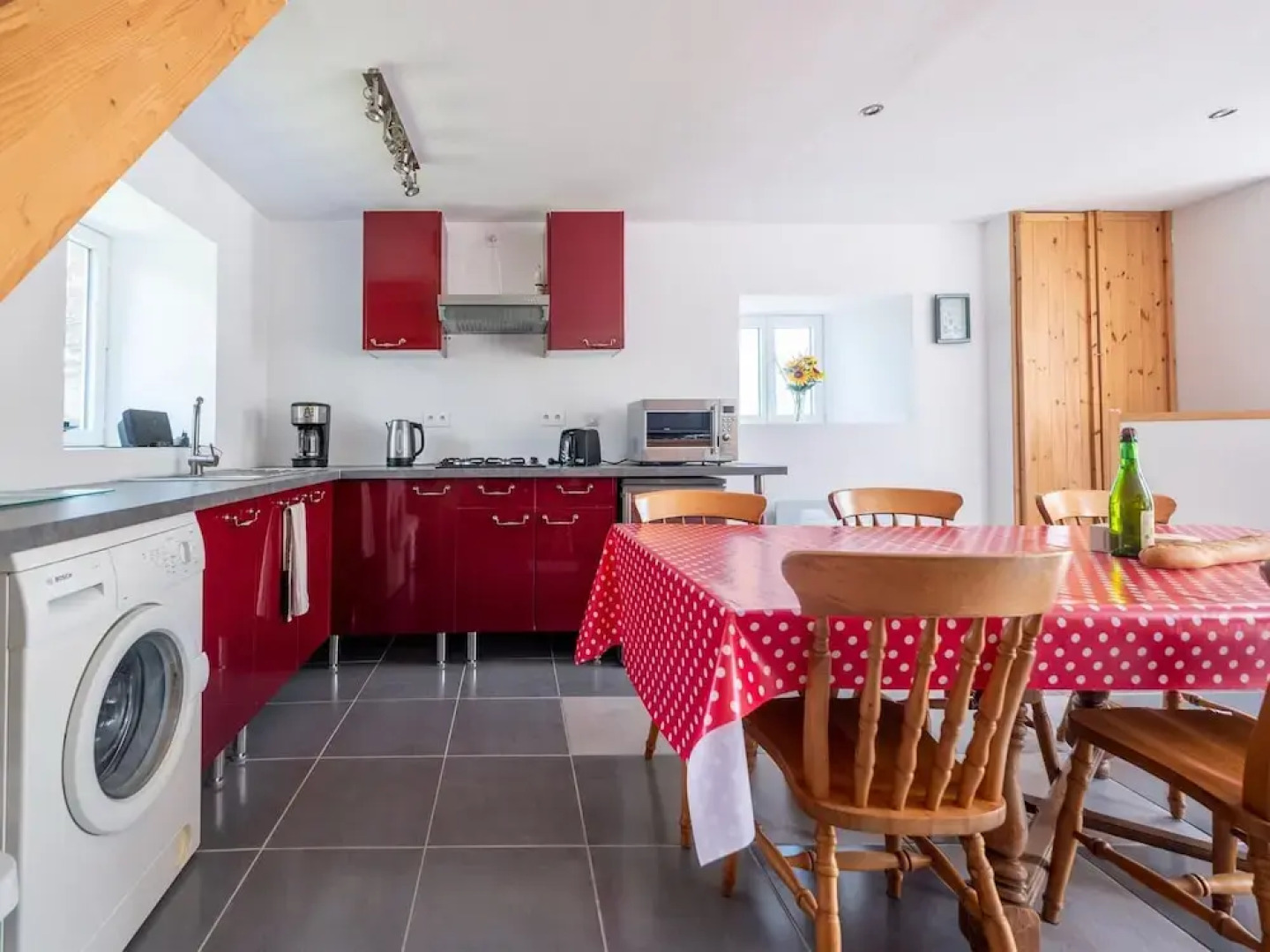 Cosy Holiday Home With Garden