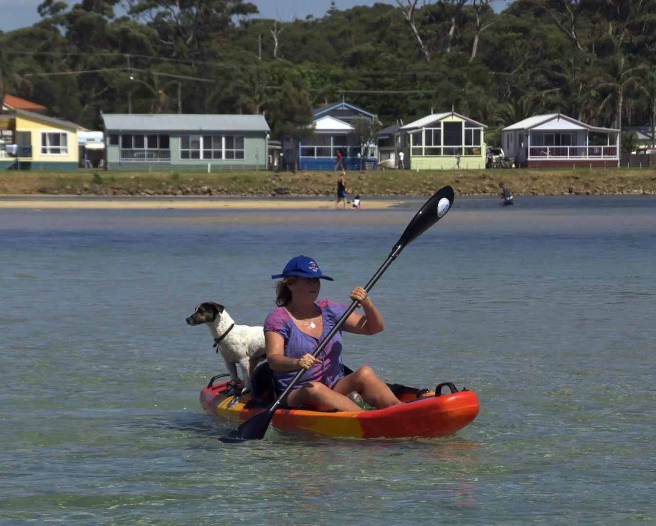 Lake Edge Holiday Units