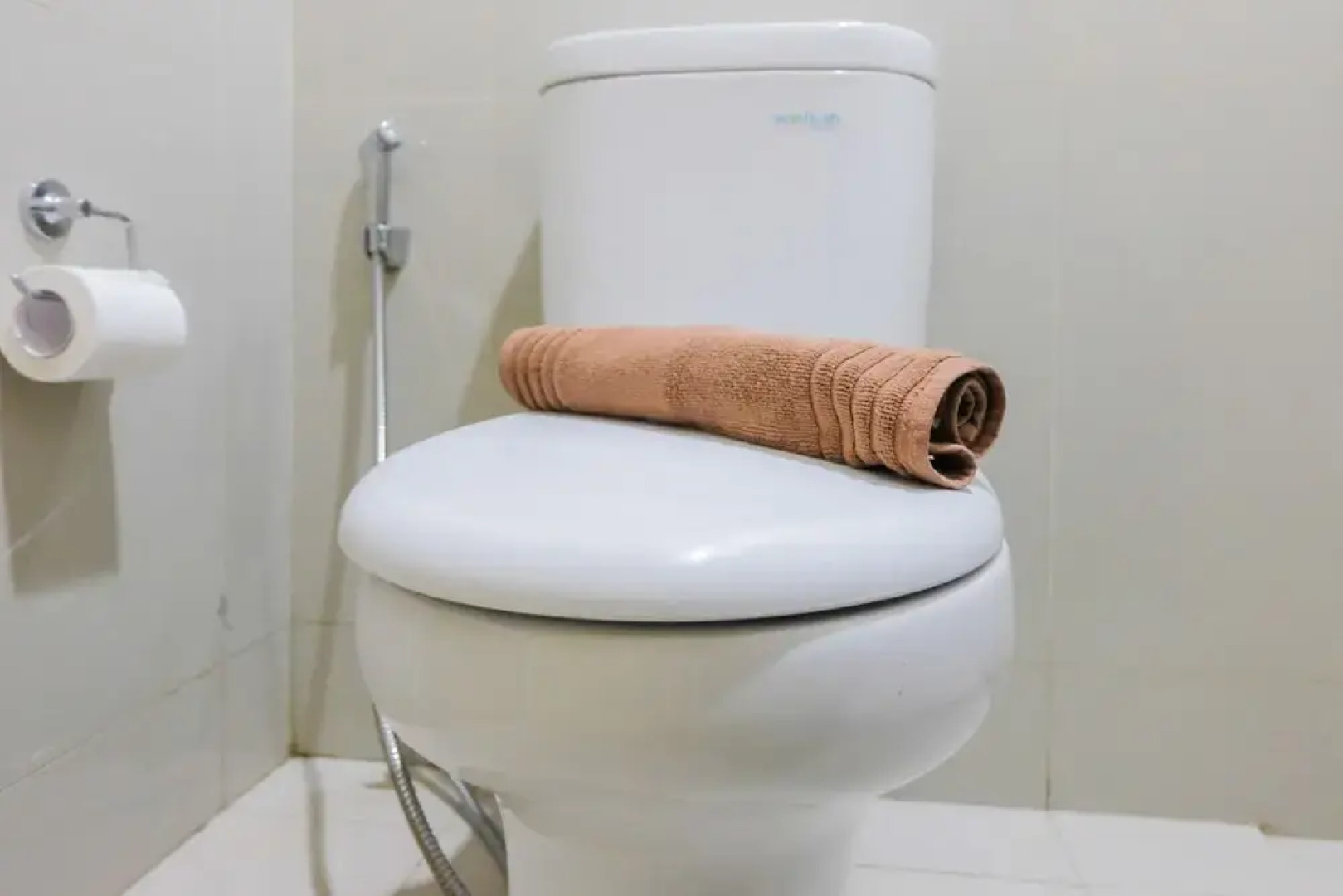 Minimalist Studio Tree Park Apartment near ICE BSD