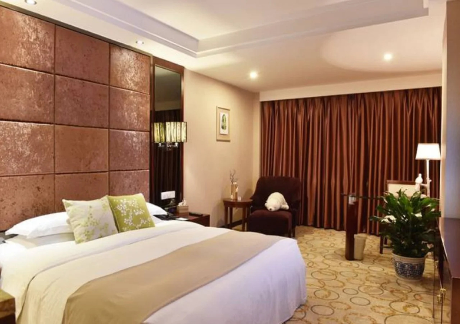 Wanyou Conifer Hotel