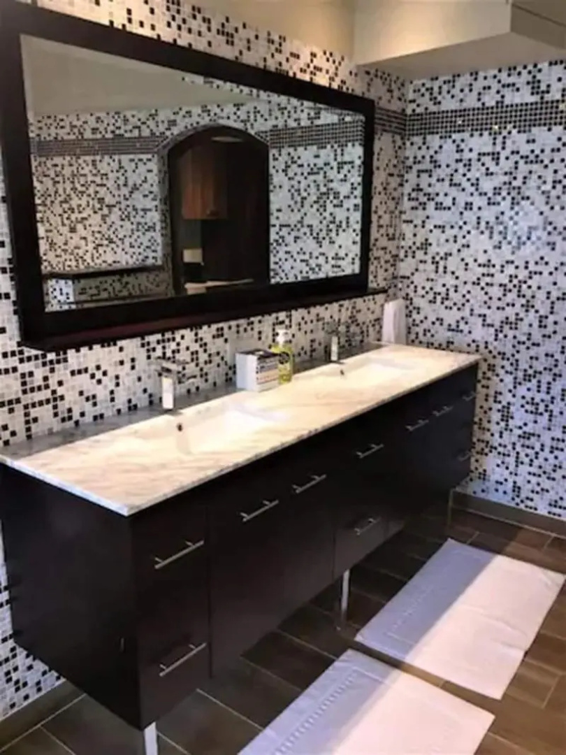 Secret Harbour Boutique Hotel and Marina