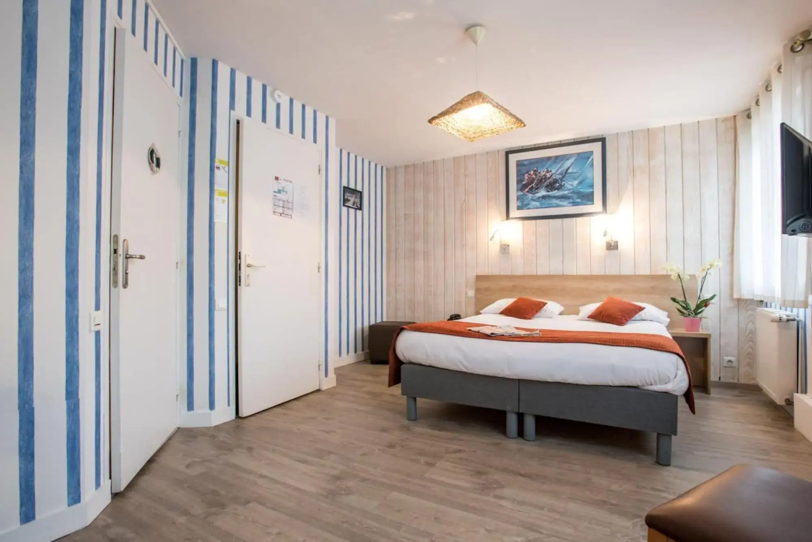 Brit Hotel Des Halles