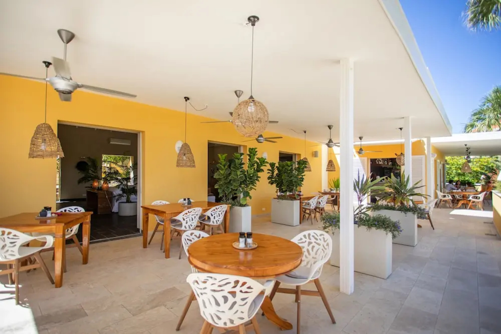 Blue Bay Bungalows - The Garden