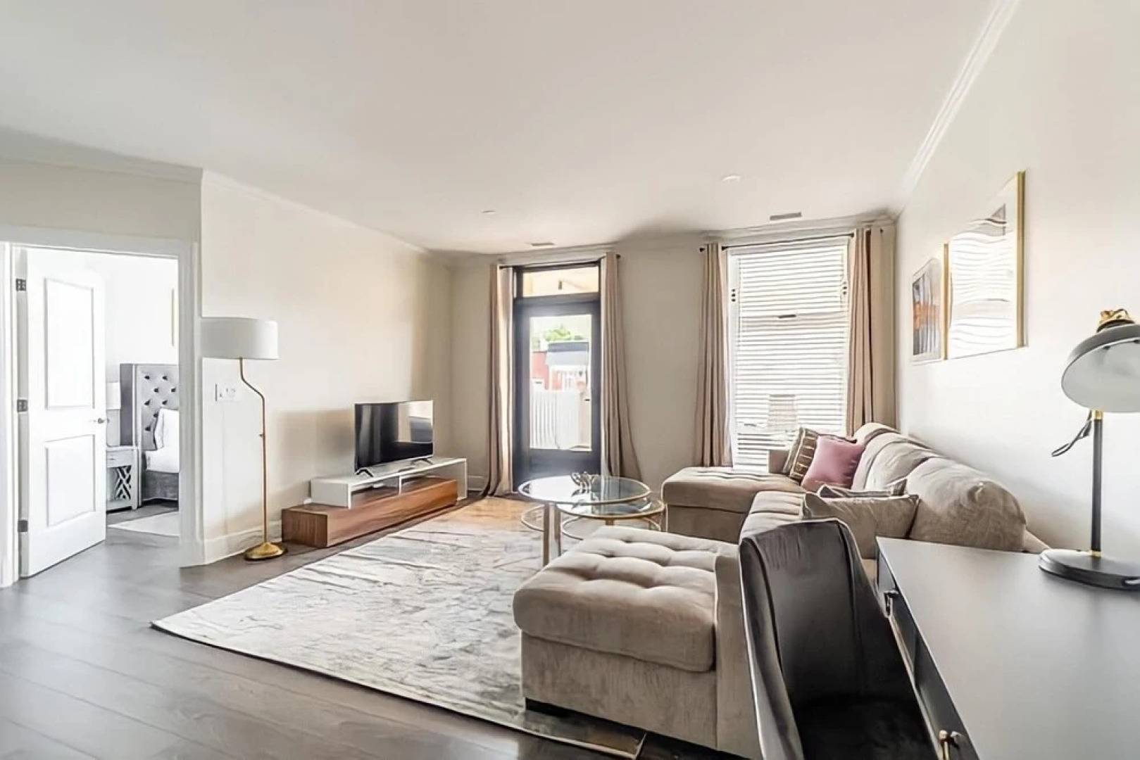 Presidential Suite 2