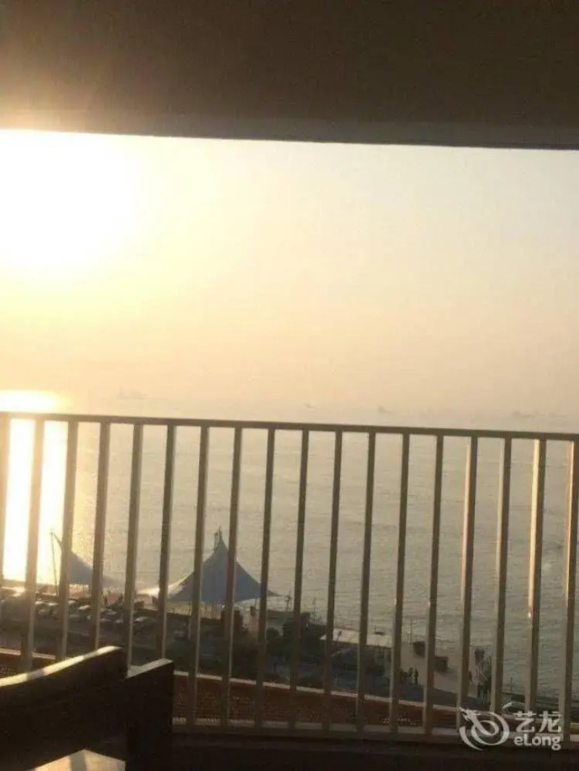 Yijing Holiday Hotel