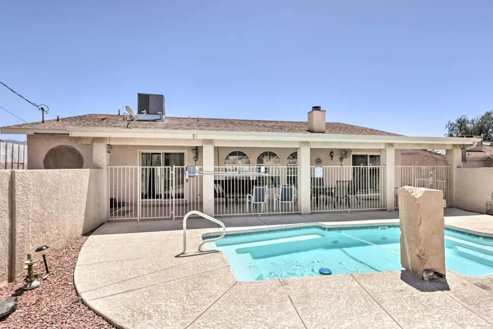 Havasu Home w/ Private Pool: 3 Mi to London Bridge