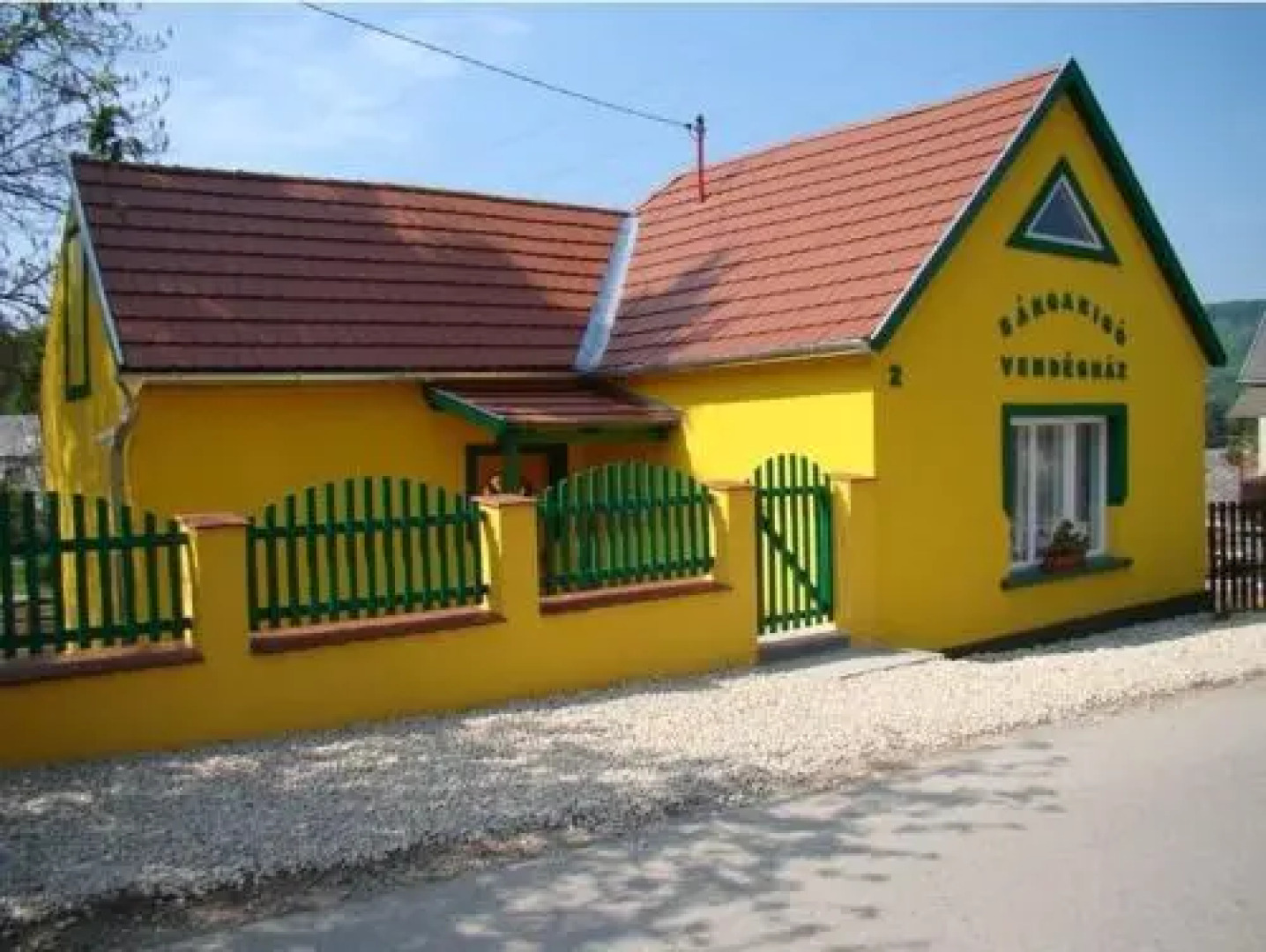Sárgarigó Vendégház