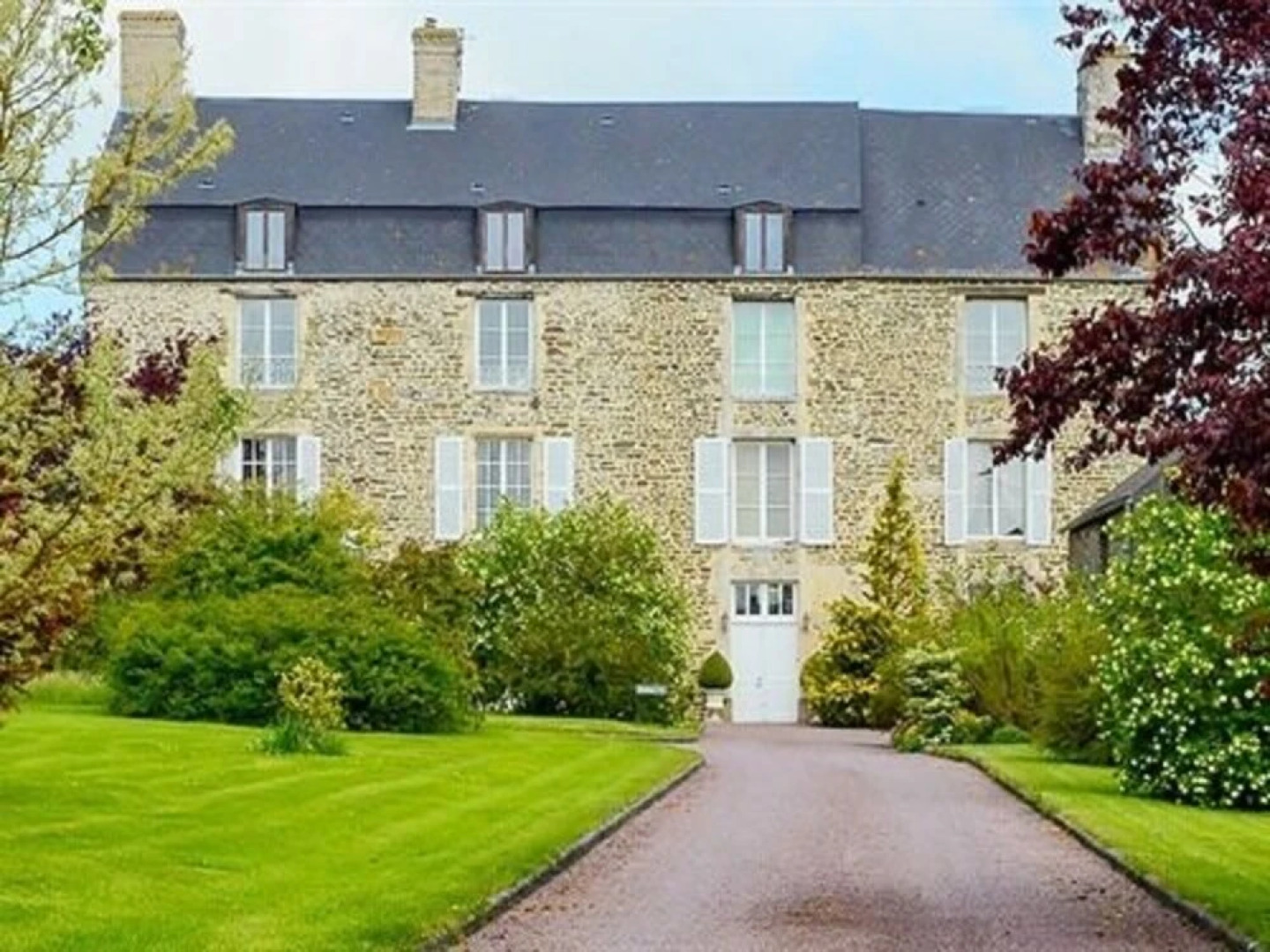 Chateau La Cour