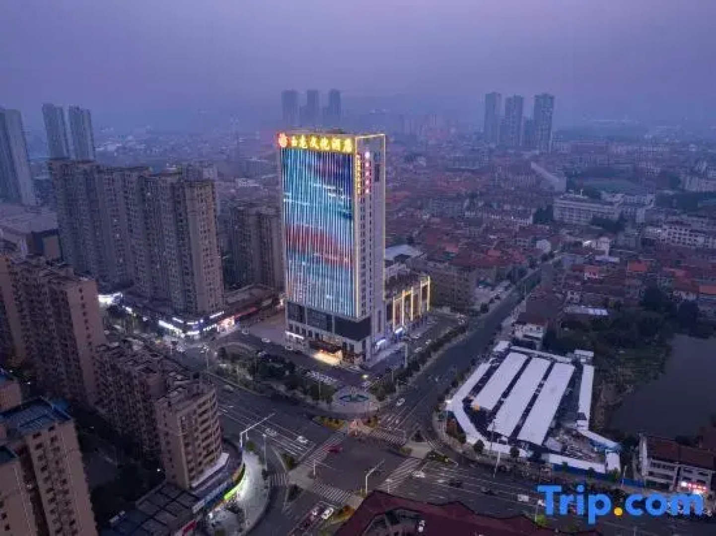 Linyi Yulong Culture Hotel