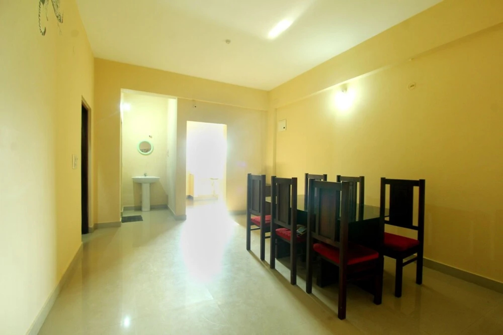 Live Inn By OYO Rooms