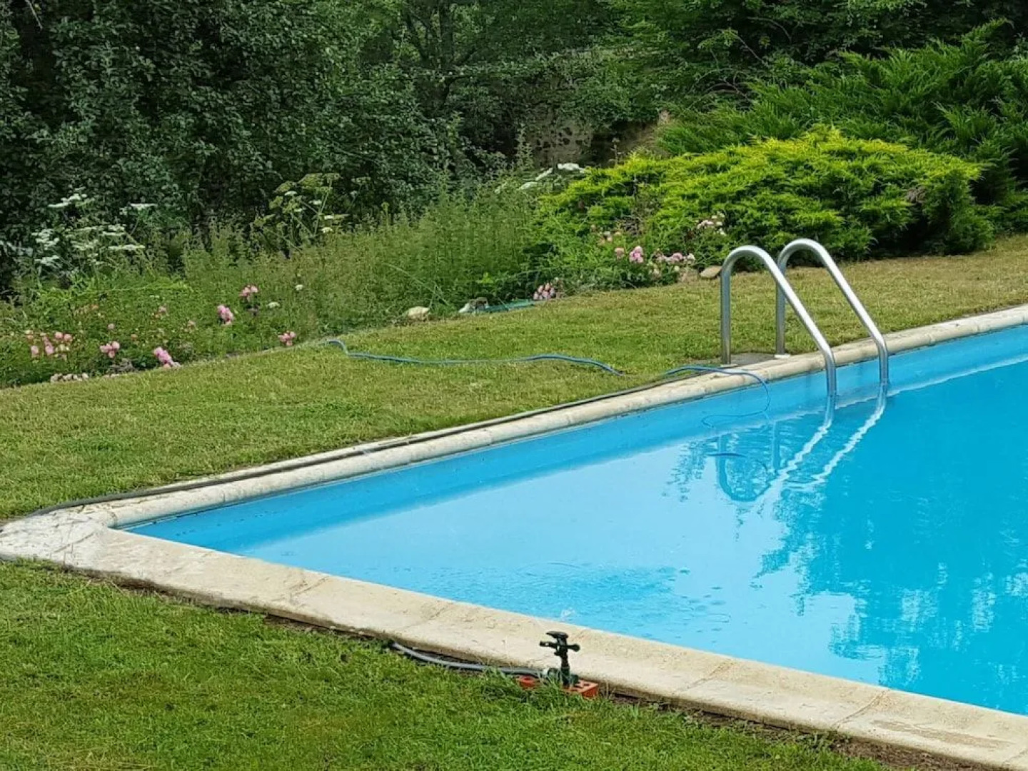 Cosy Castle in Onlay with Swimming Pool