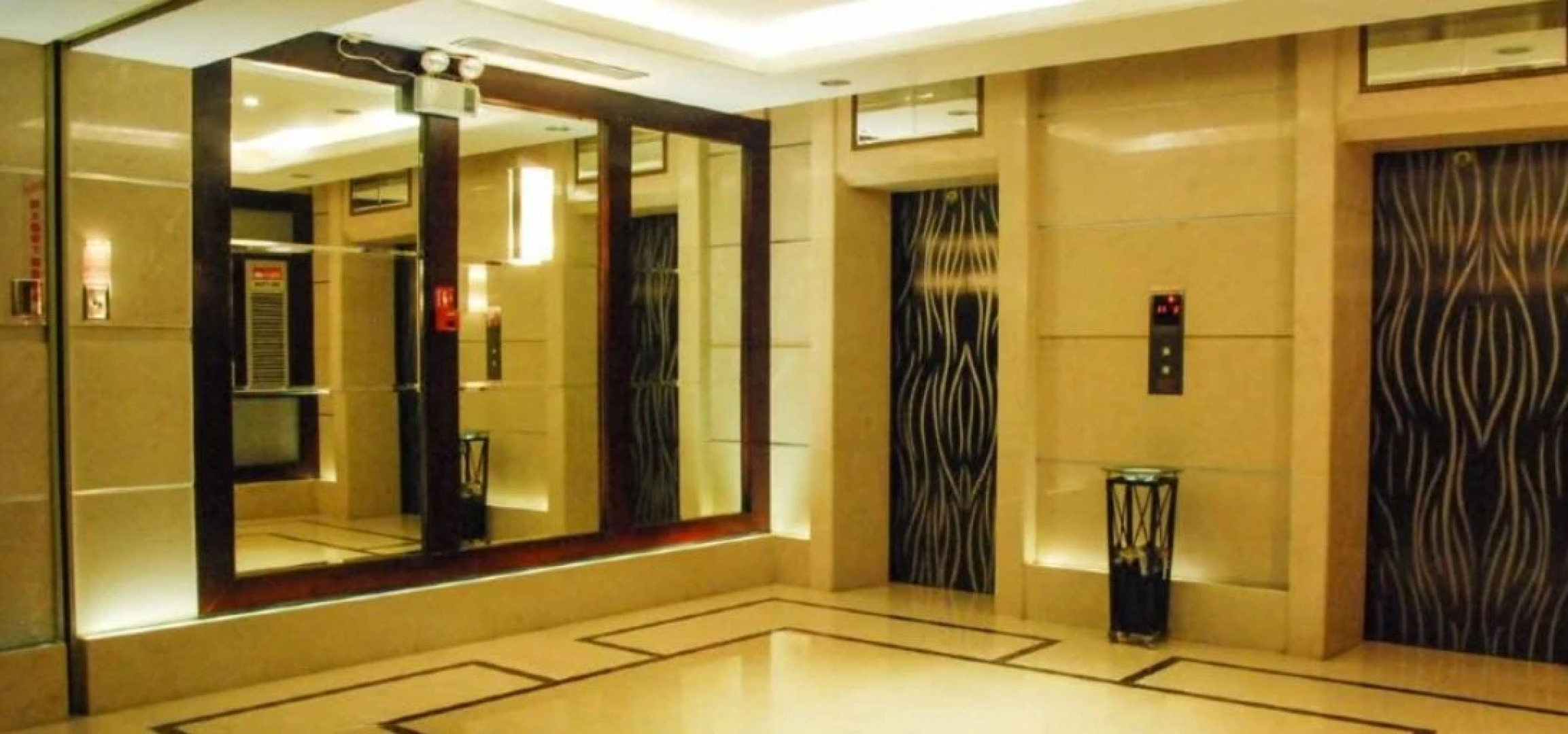 Chinflux Mandarin Hotel