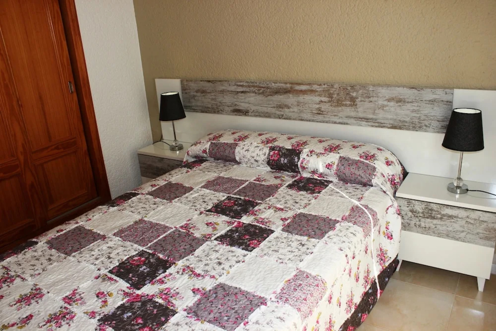 113 Campo Olivar, 501