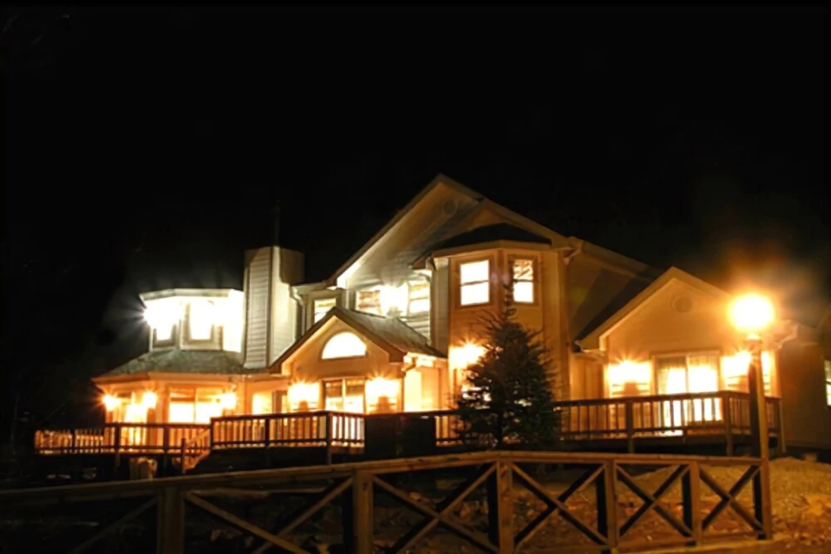 Hoengseong Silver Glowing Ford Pension