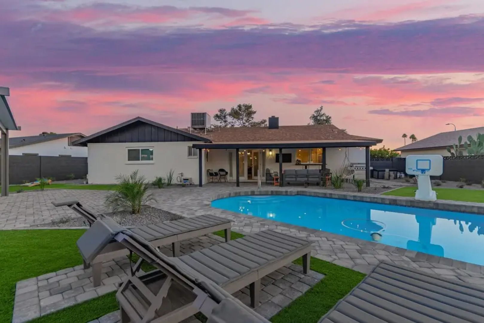 El Parque Tempe 4 Bedroom Home by RedAwning