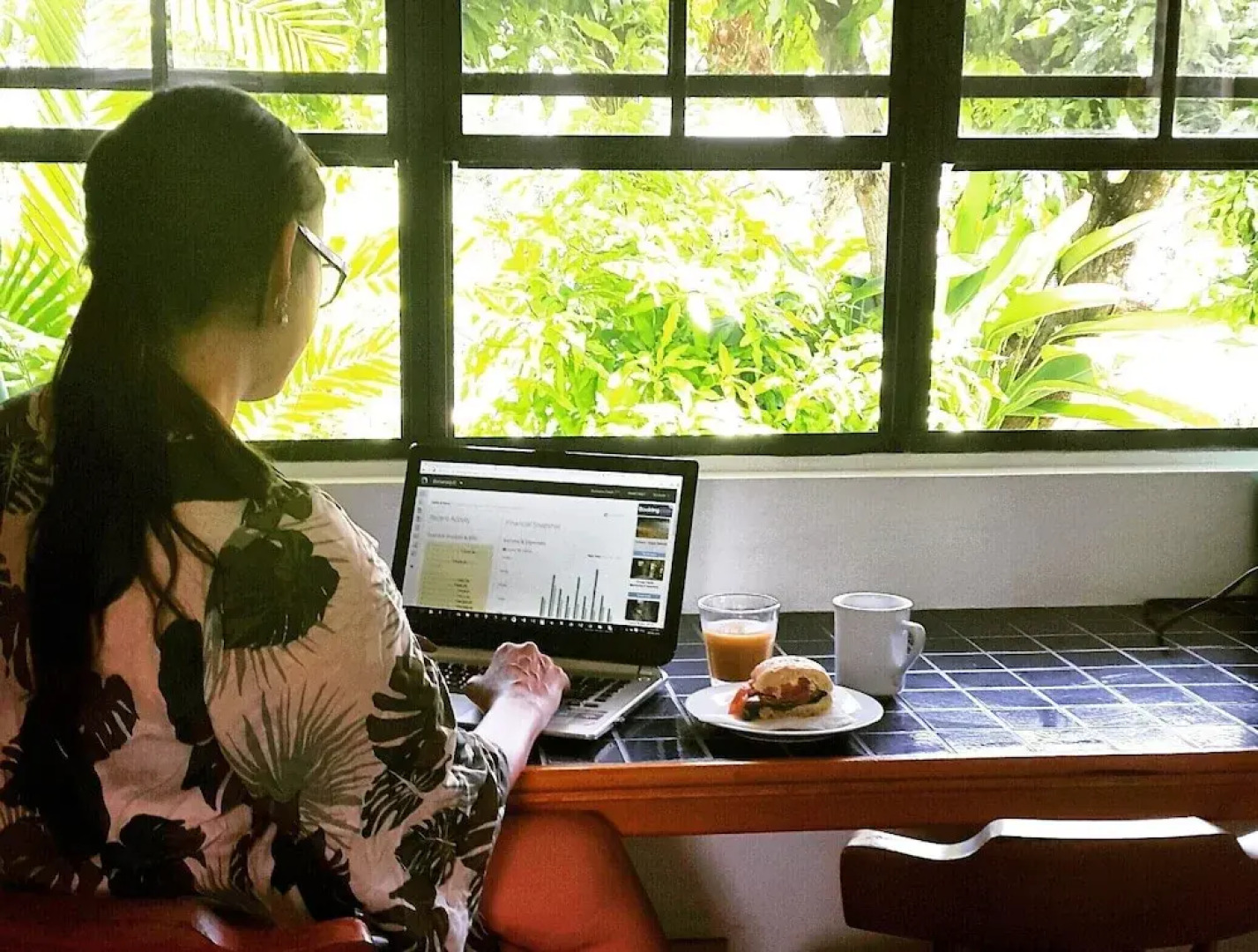 Bananaquit Apartments