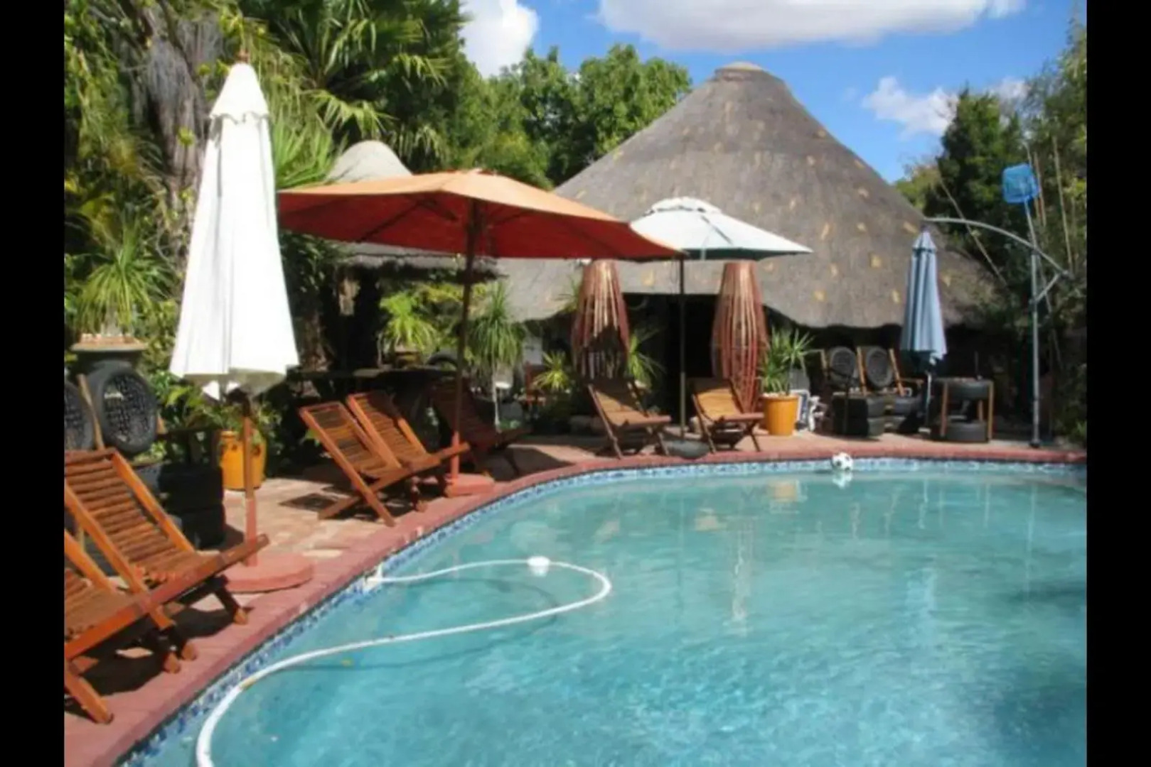 Golden Lantern Guest Lodge