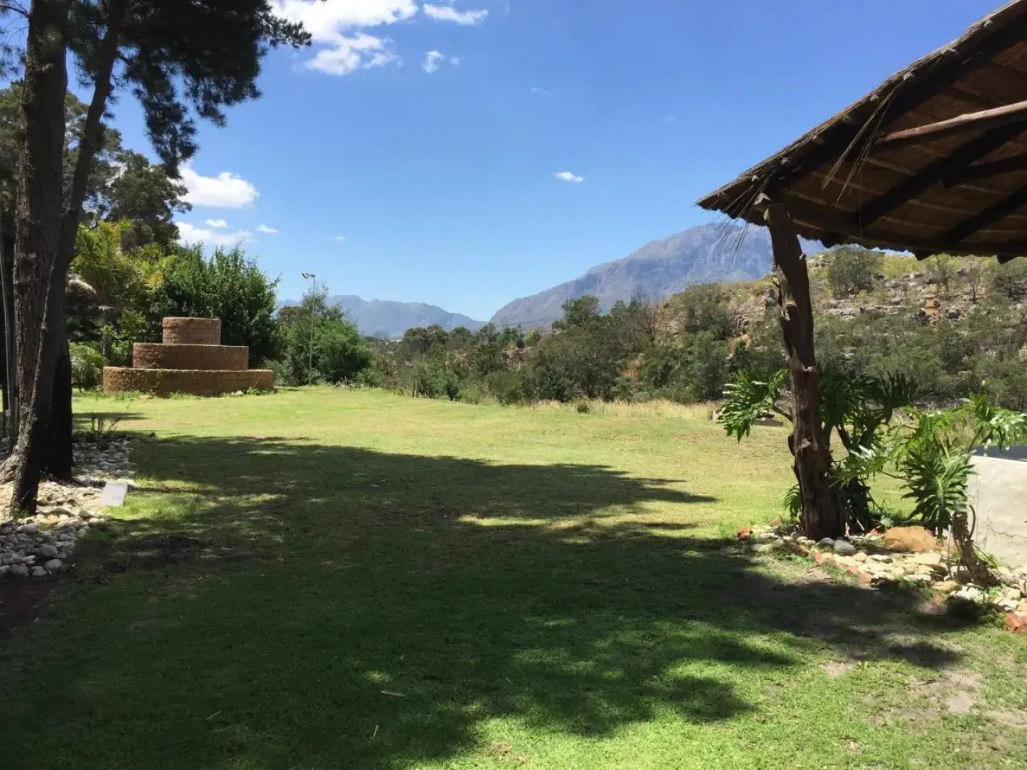 Rivers Own Guest Lodge