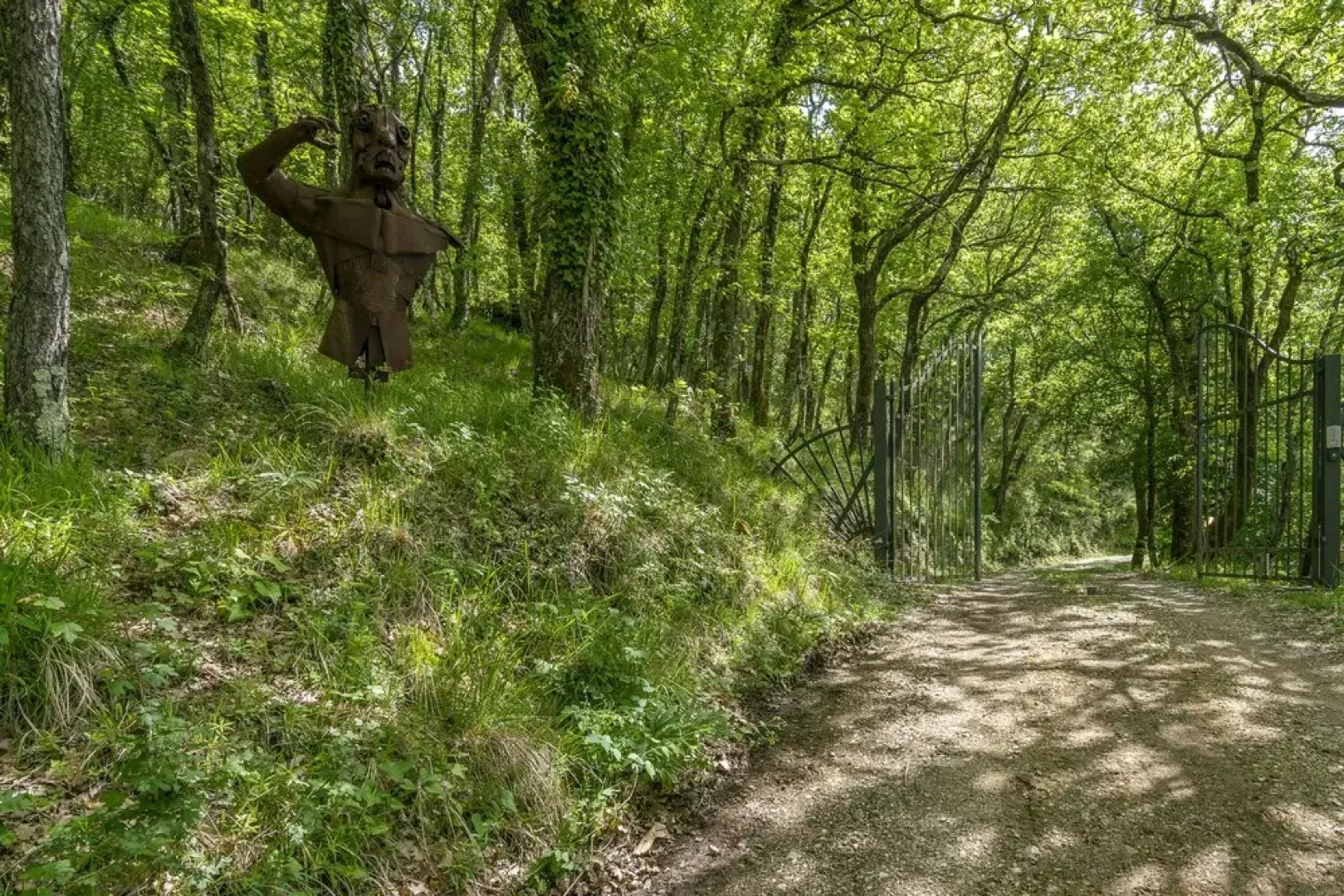 La Casa Nel Bosco D’arte - Passo del Sugame, Greve in Chianti