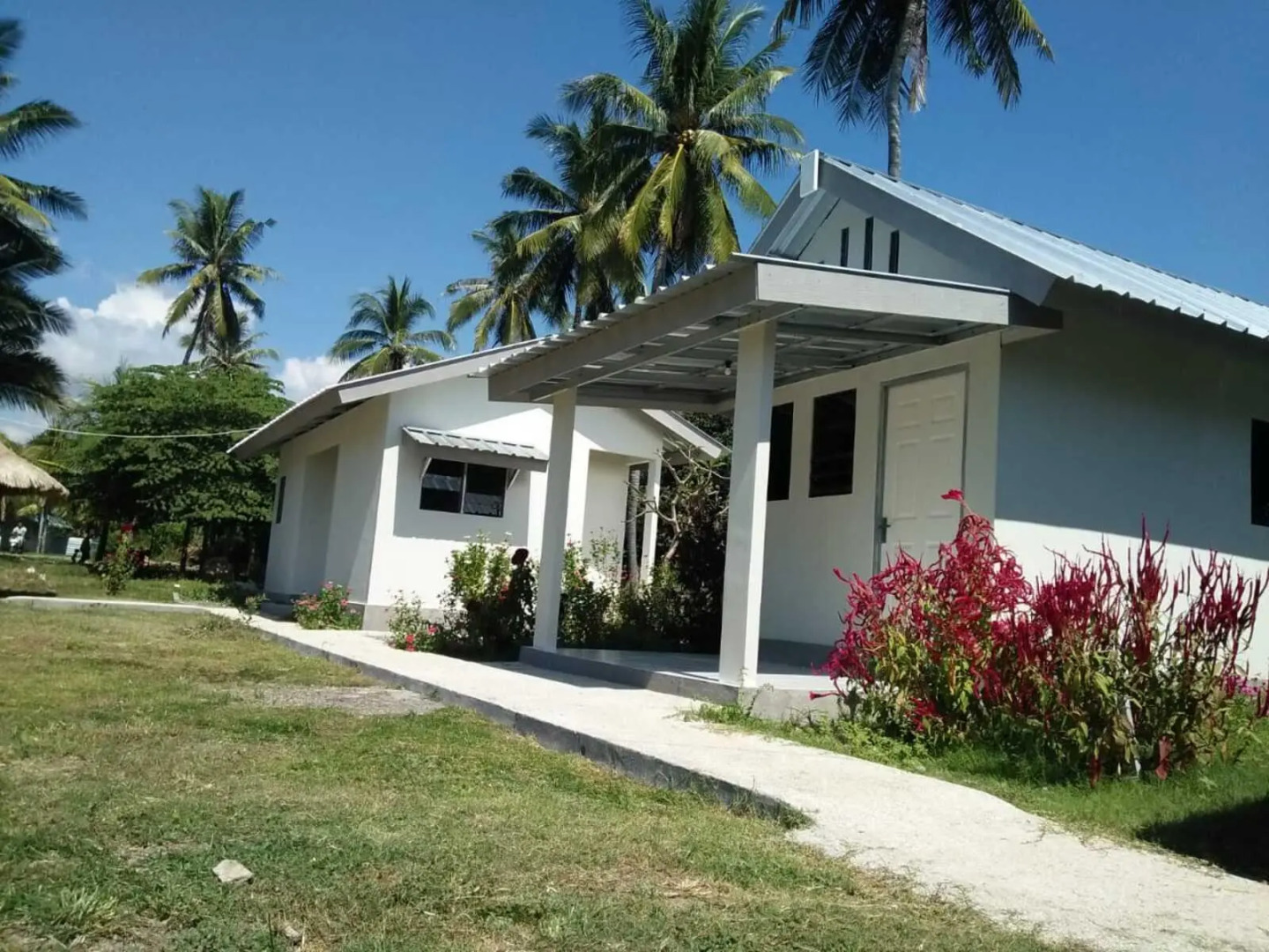 Tasola Beach Village