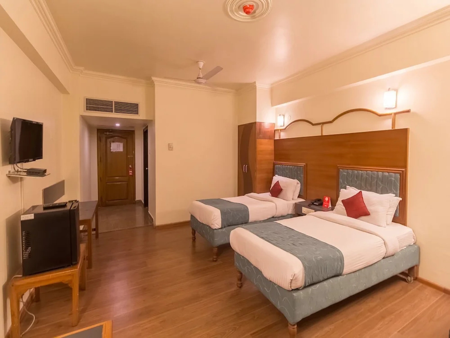 Hotel Grand Starline by OYO Rooms