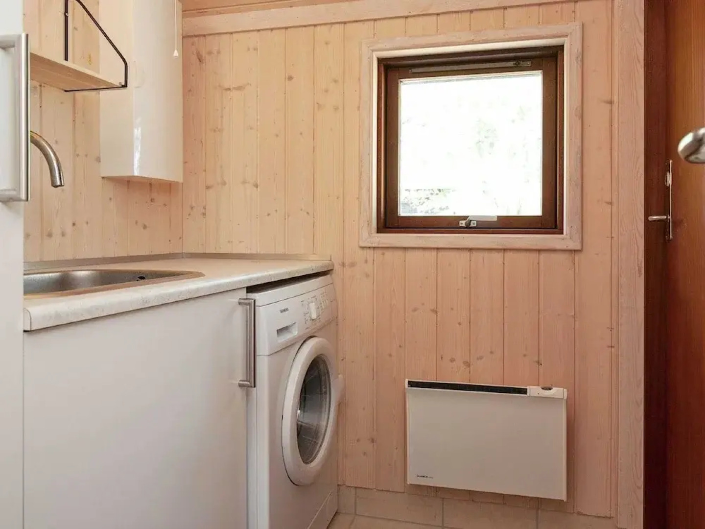 Cozy Cottage in RÃ¸rvig near Beach