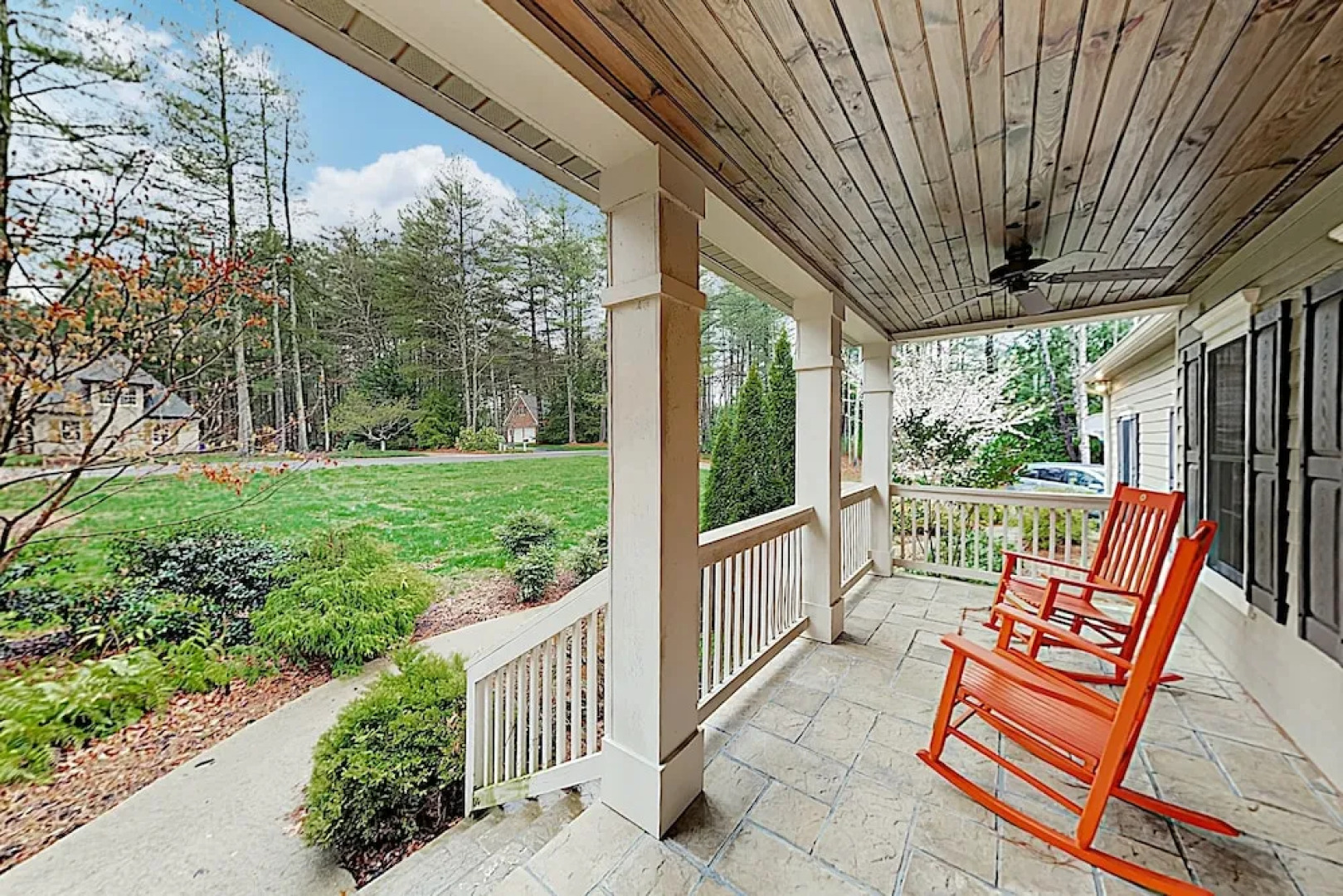 Designer W/ Chefs Kitchen & Home Theater 6 Bedroom Home