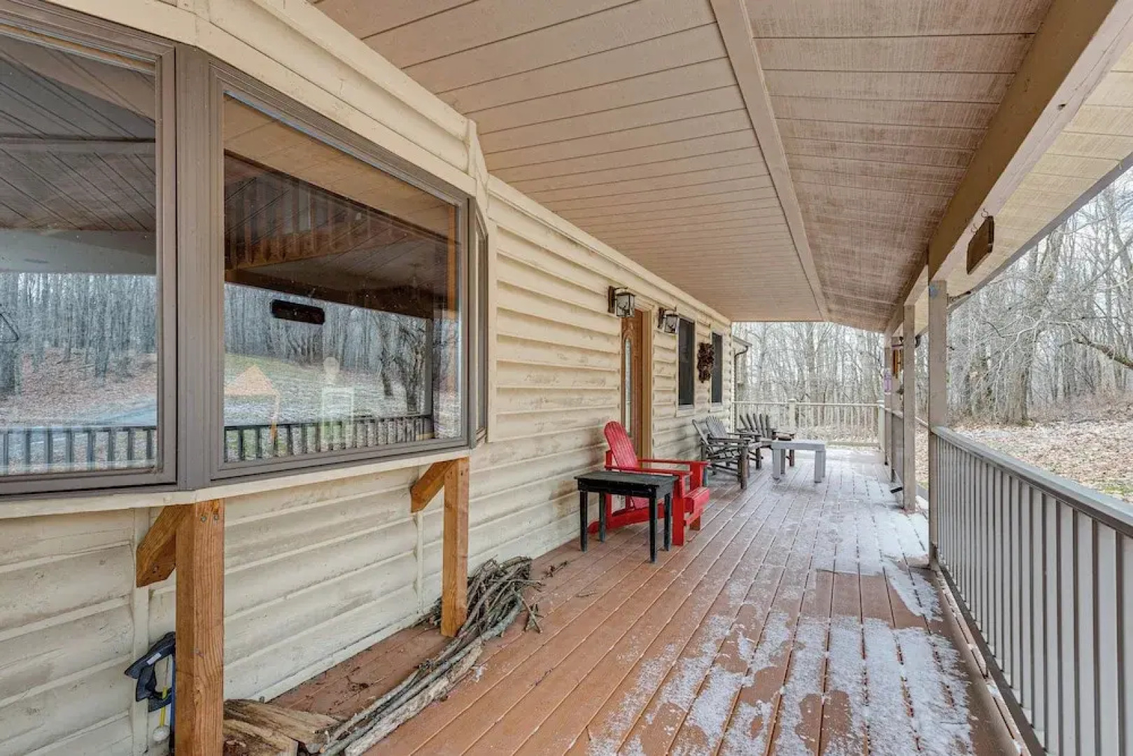 2 Mi to Elk Mountain: Poconos Escape on 11 Acres!