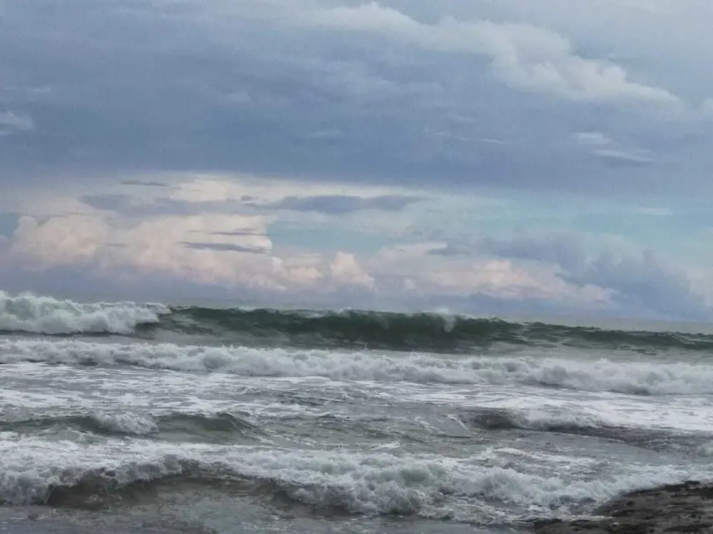 Pondok Oma Surf Simeulue