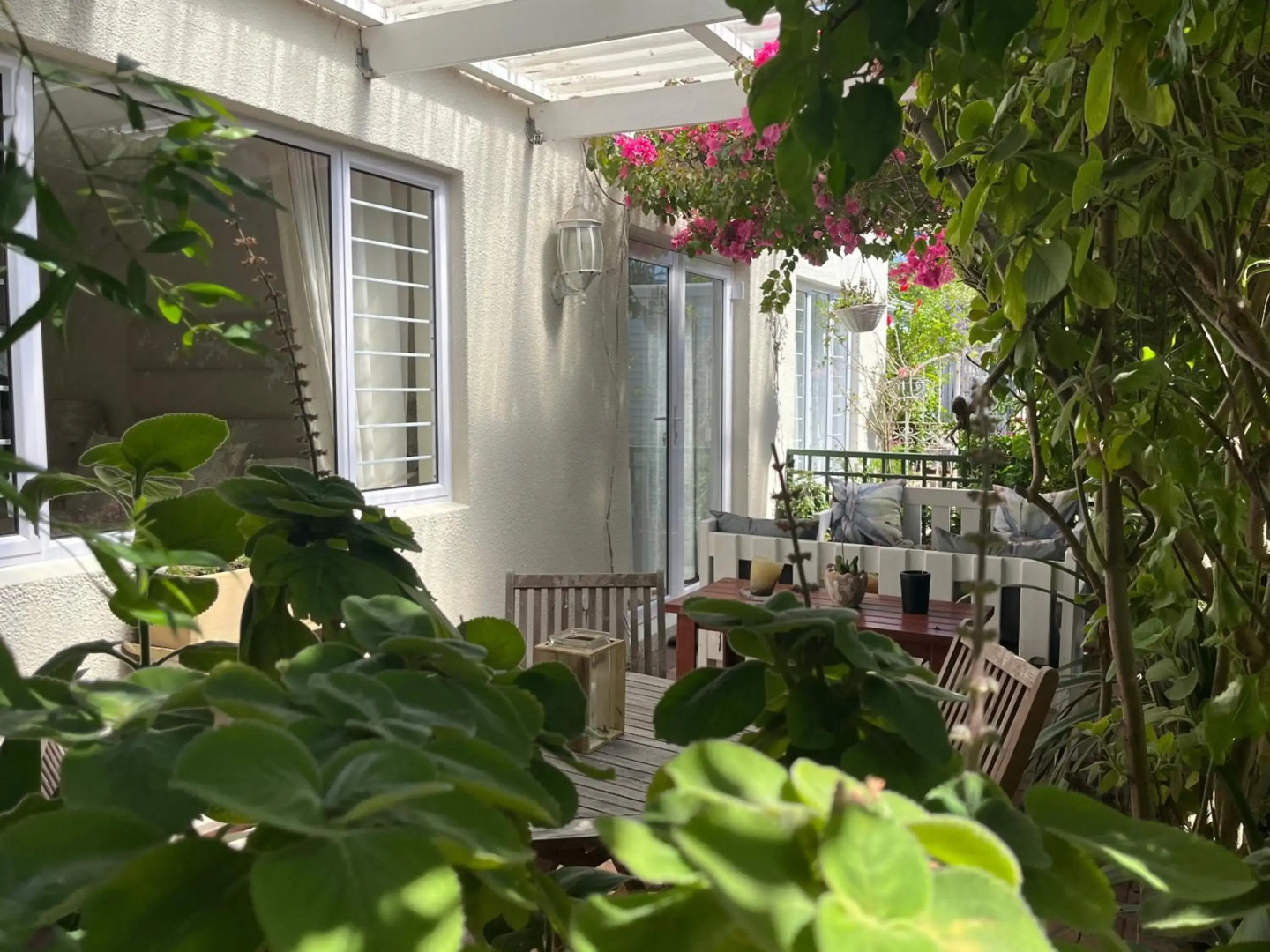 On Broadwalk Cottage