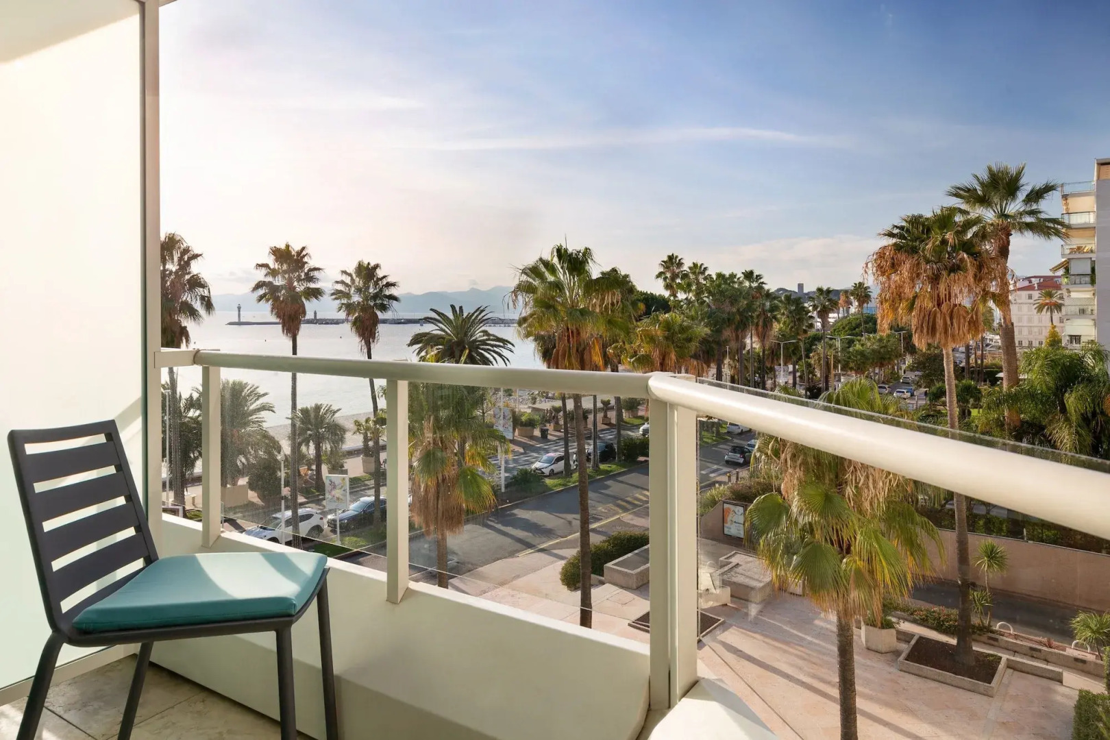 Отель JW Marriott Cannes