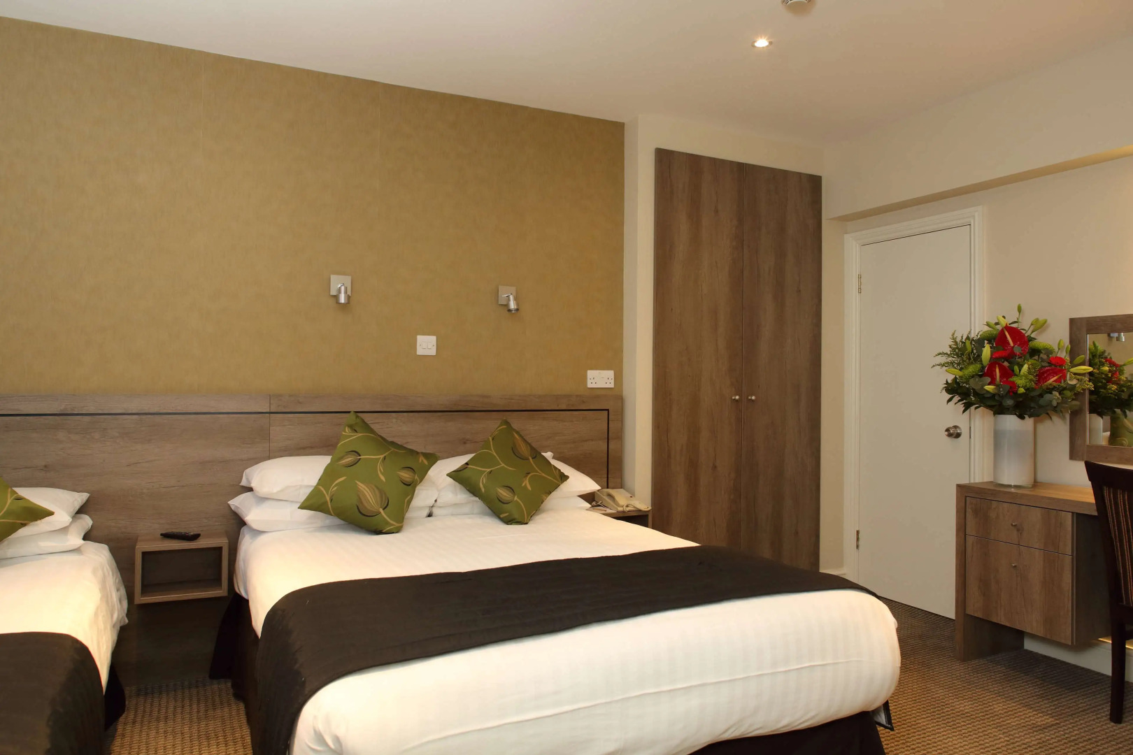 Kensington Gardens Hotel