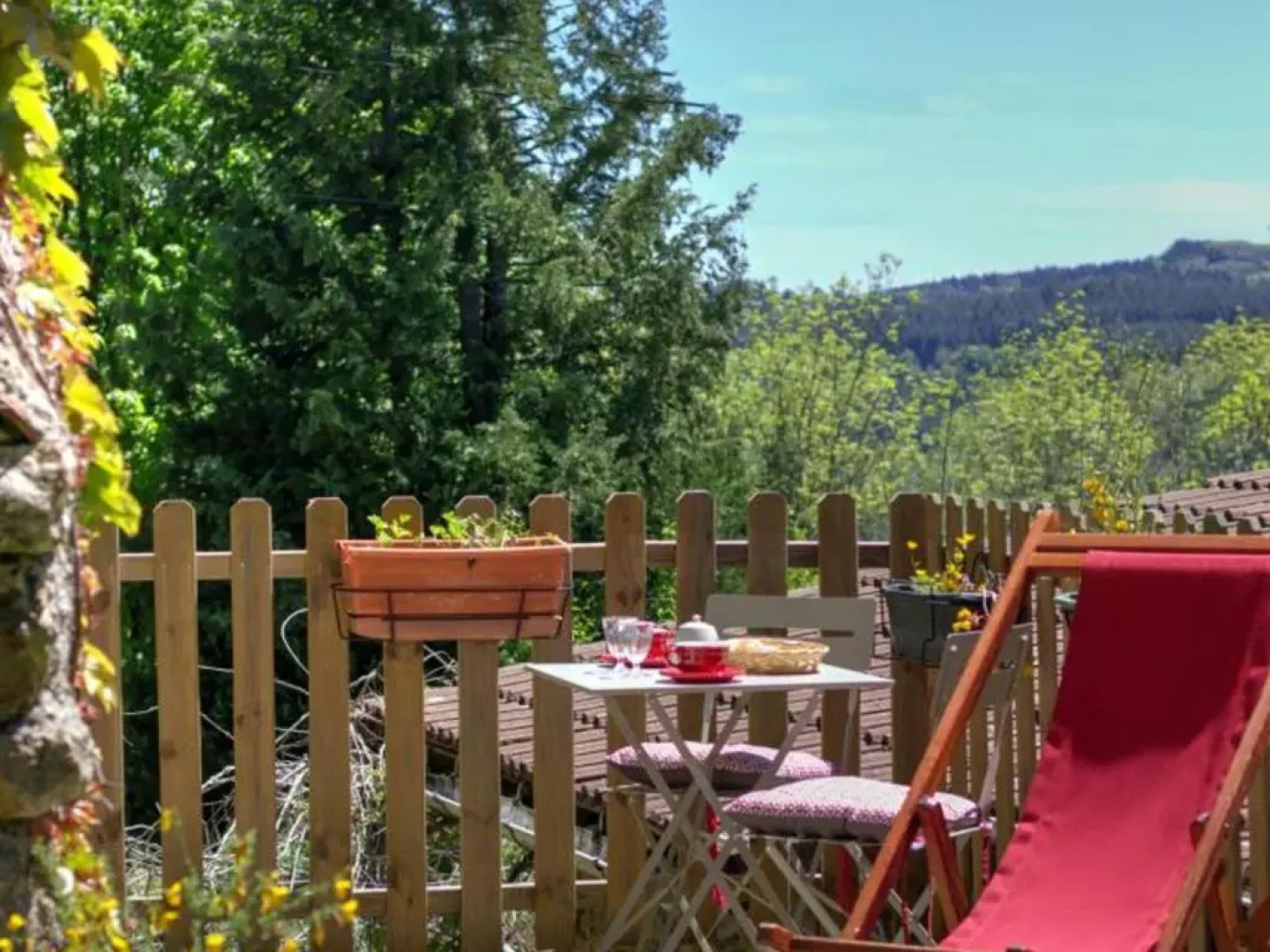 Appartement Saint-Priest-la-Prugne, 1 pièce, 2 personnes - FR-1-496-224