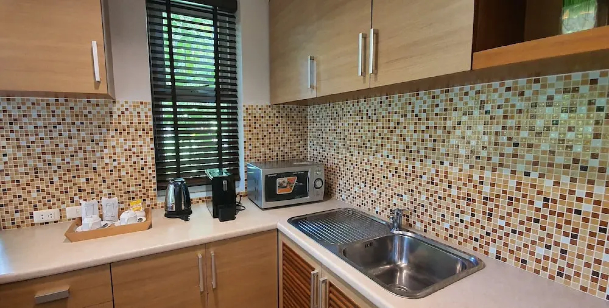 Tachawan Resort & Restaurant