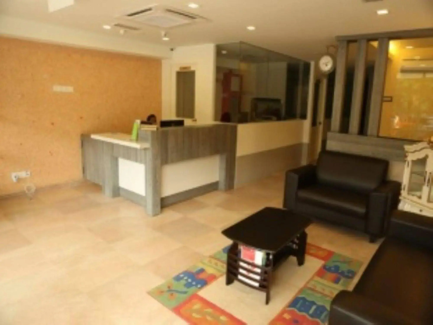 OYO 124 Hotel Seniman Sentul (Sanitized Stay)