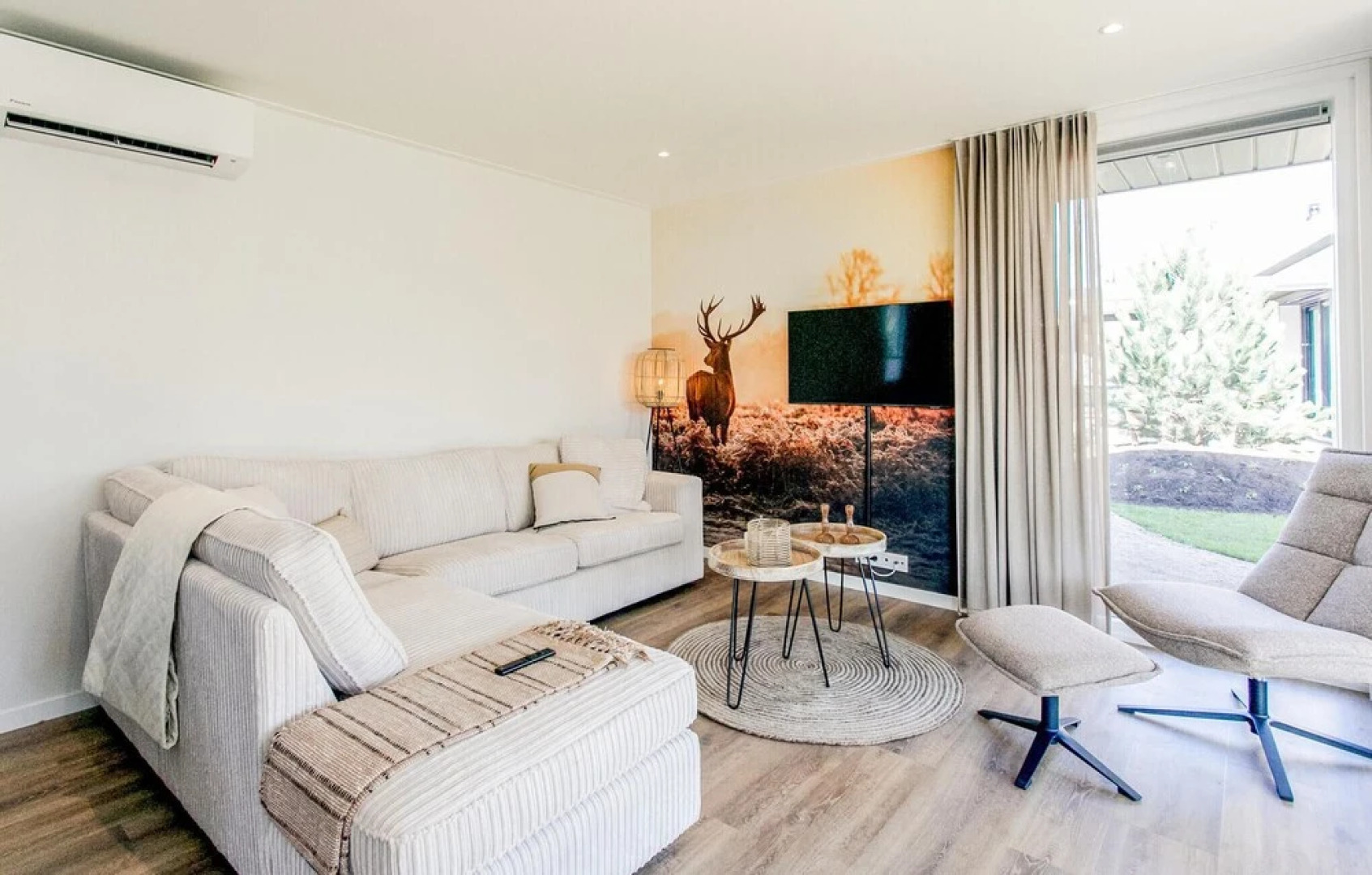 Stunning Home in Voorthuizen With Jacuzzi, Wifi and 2 Bedrooms