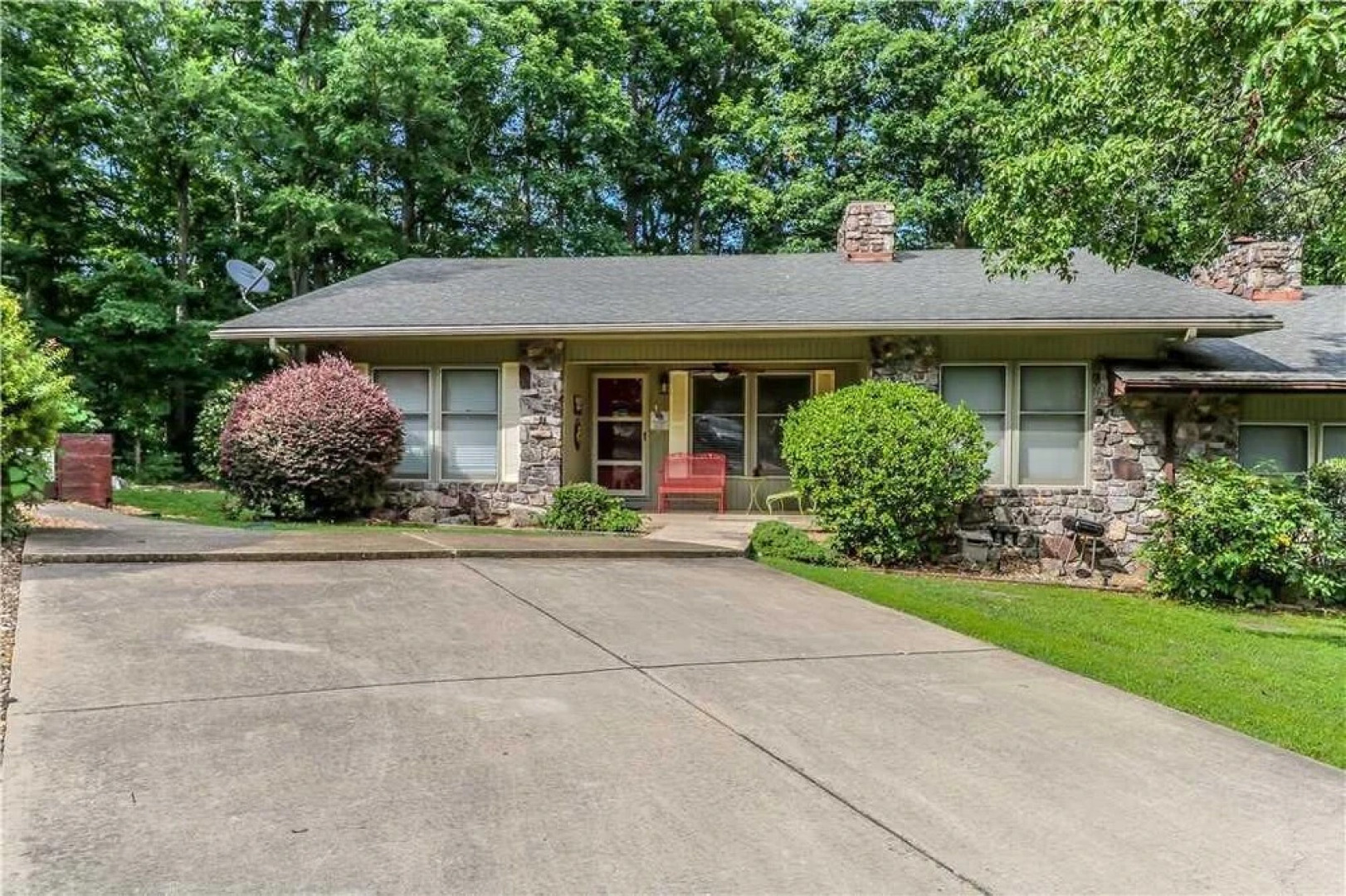 Abaron Townhouse Unit 0414 2 Bedrooms 2 Bathrooms Townhouse