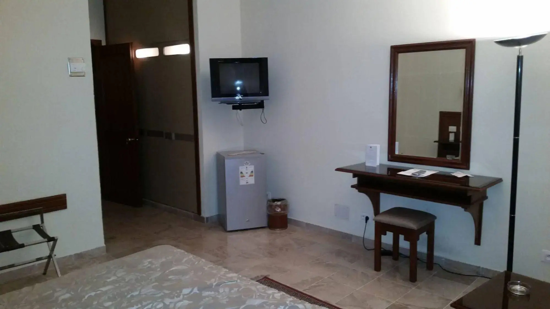 El Hana International