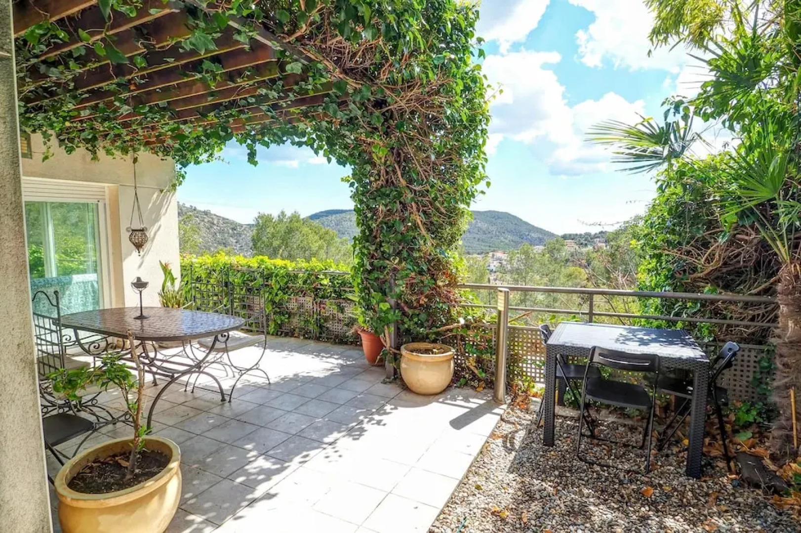 The Magic Green by Hello Apartments Sitges