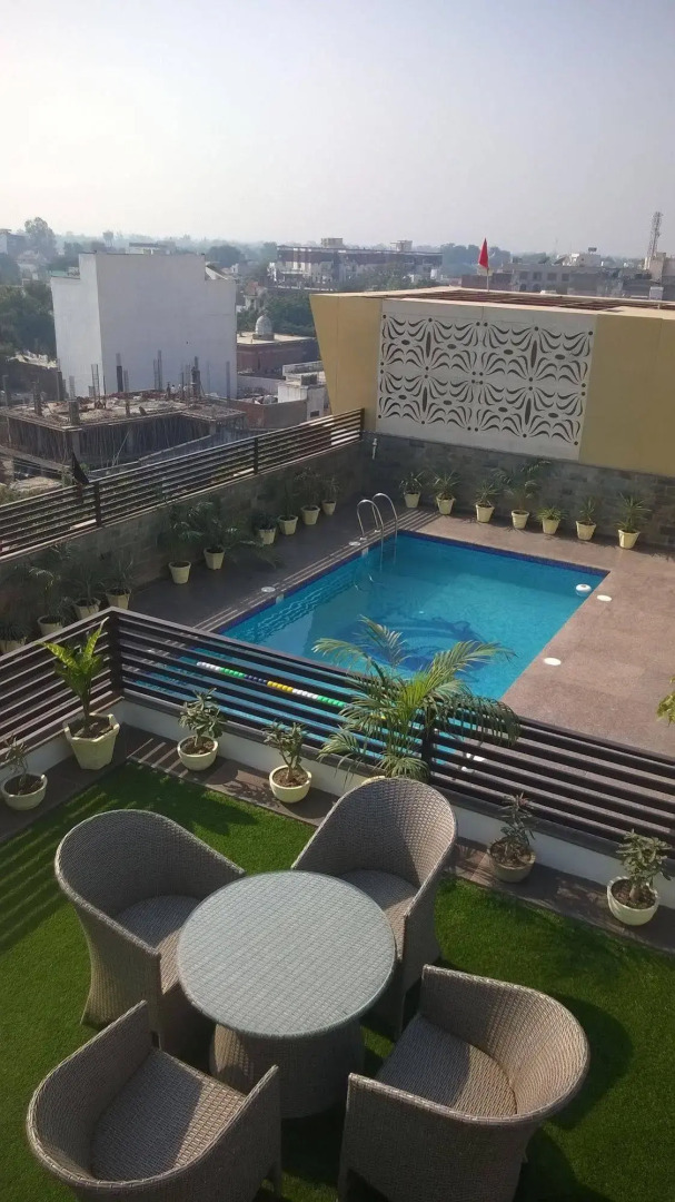 Hotel Seven Hills Tower