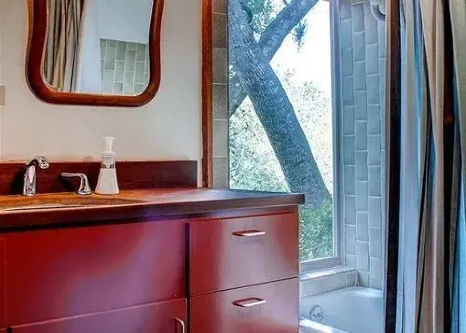 Casa PinoStella 2 Br Home by RedAwning