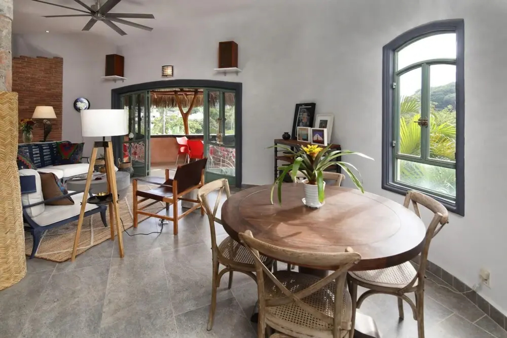 Casa Cocoon 2BR by Casago