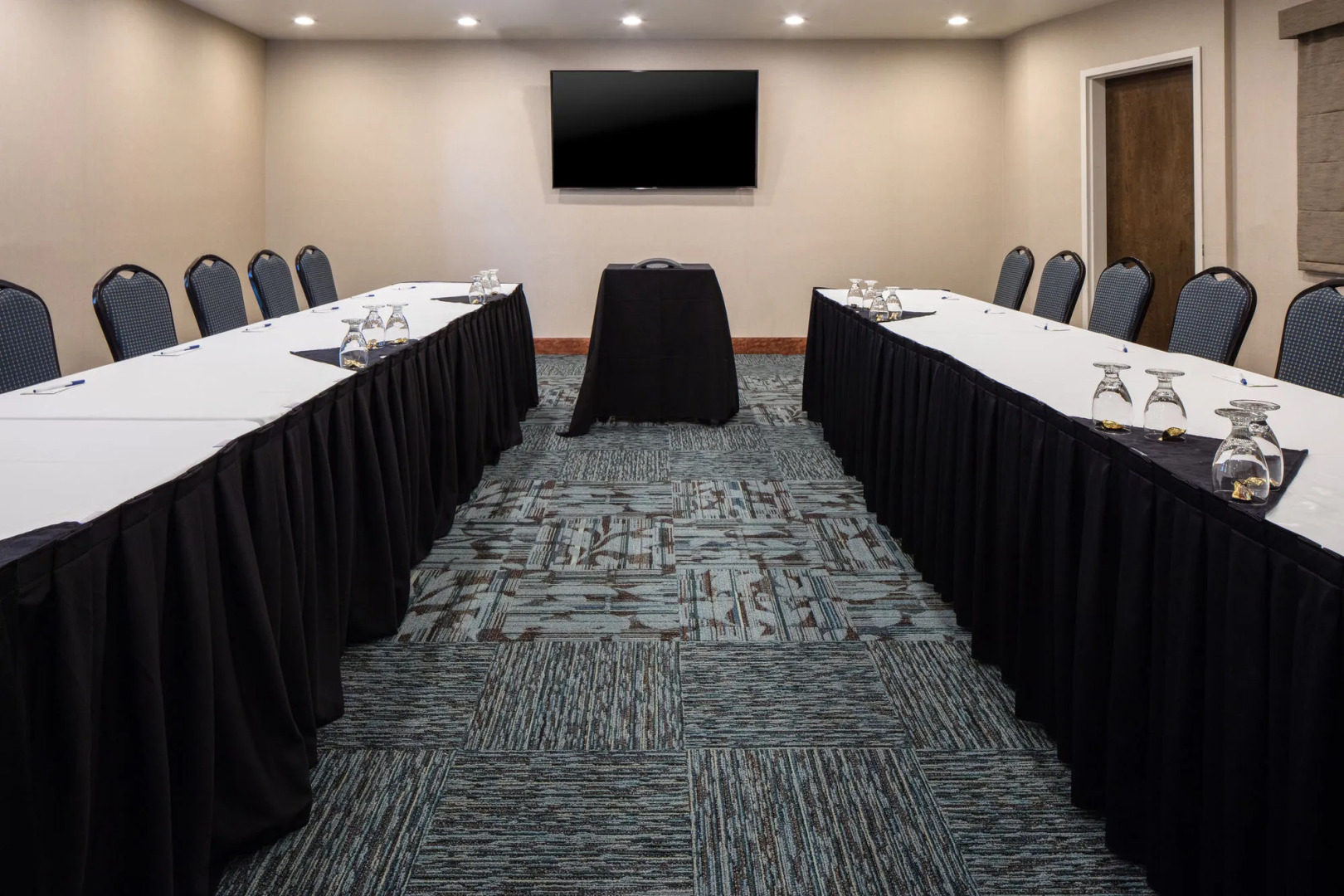 Delta Hotels by Marriott Helena Colonial