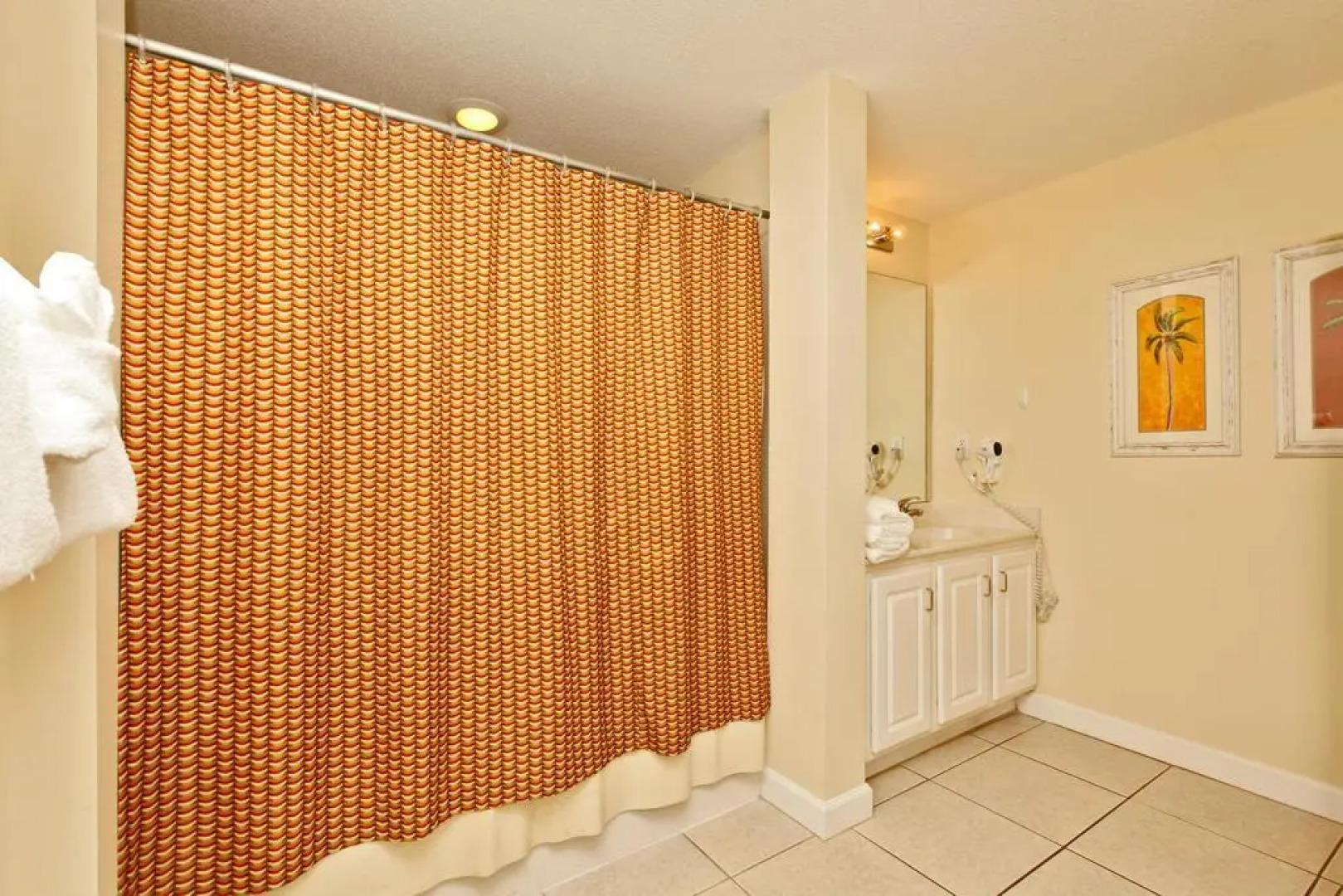 Sterling Reef Beach Resort