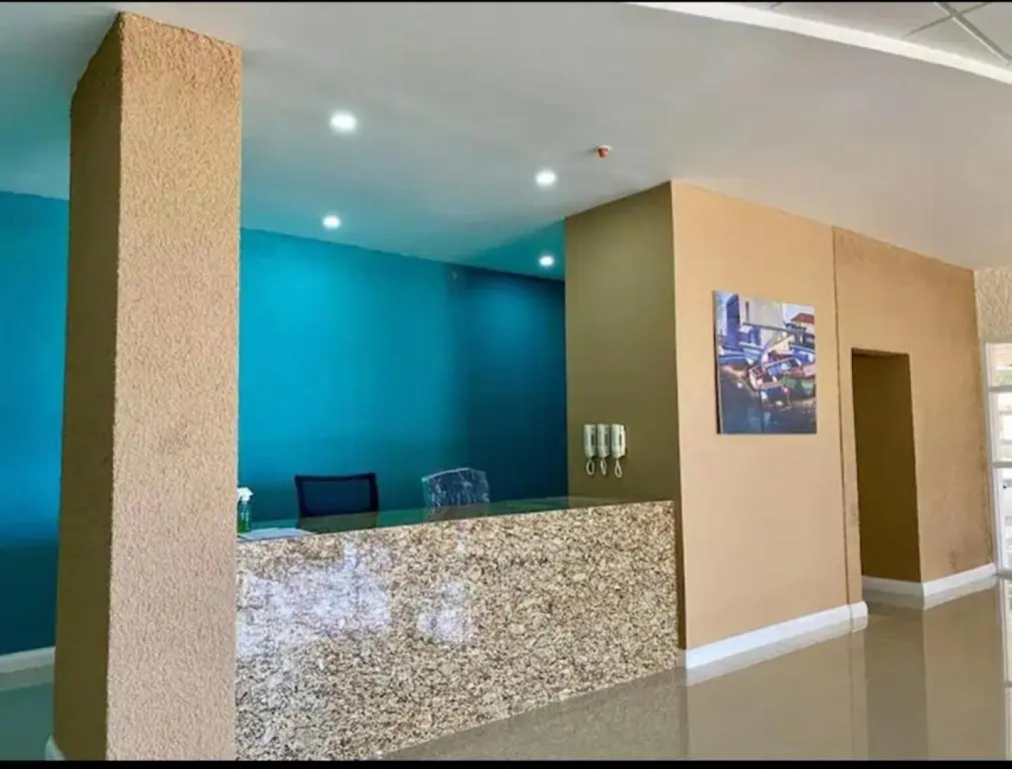 R & V Beach Front Vacation Home