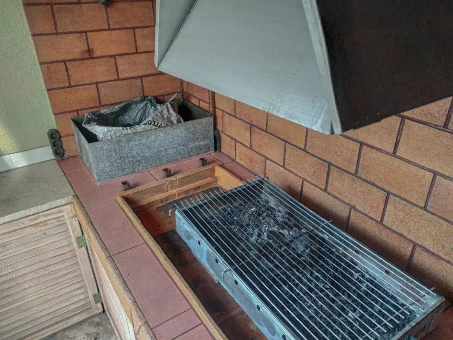 Sea View Roof Garden Apartment