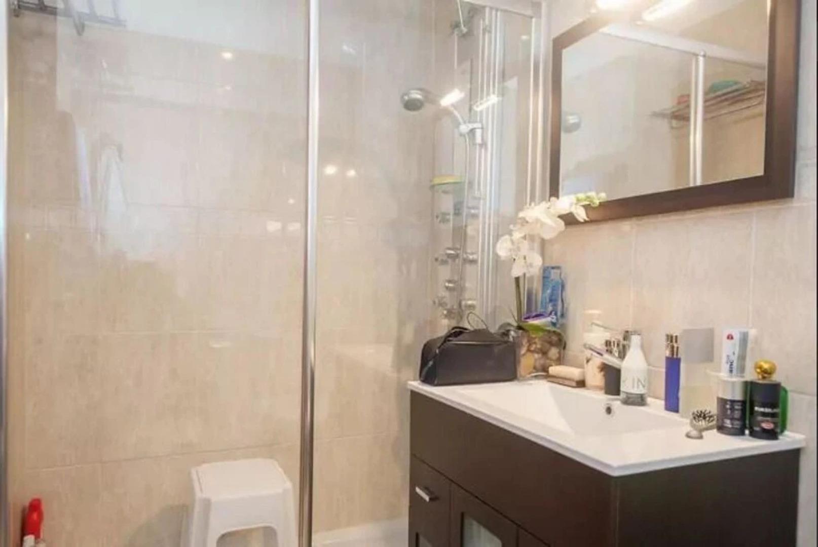 House With 5 Bedrooms in Dos Hermanas, With Pool Access, Enclosed Gard