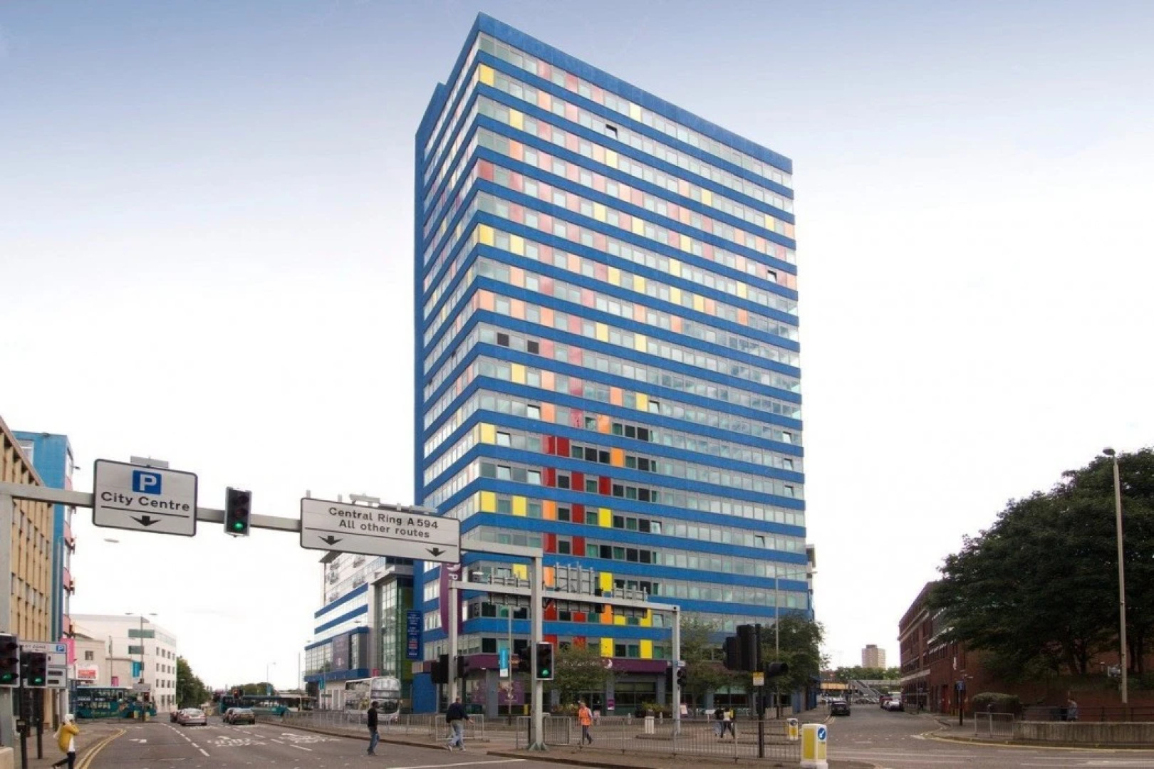 Premier Inn Leicester City Centre - Train Station